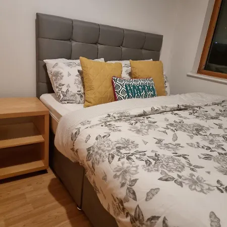 Captivating 2-Bed Apartment In Manchester *