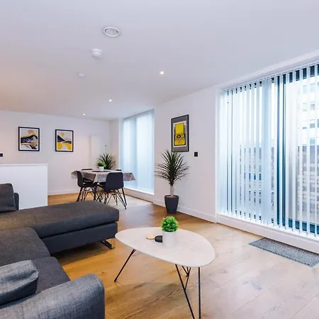 Hilltop Serviced - Piccadilly