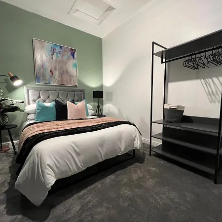 Haven Stylish * Manchester