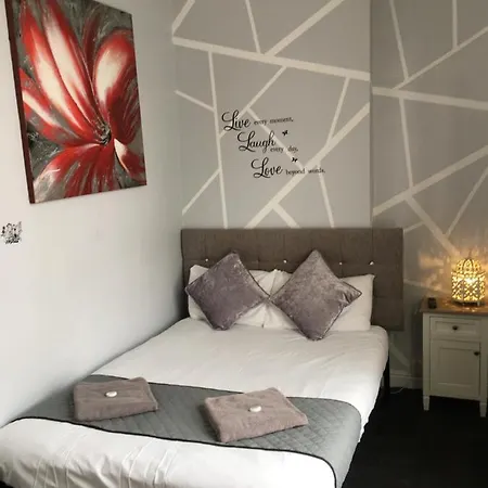 招待所 曼彻斯特皇后旅馆 3*