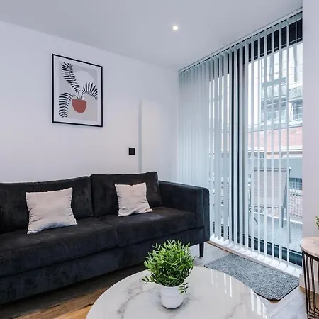 Hilltop Serviced - Piccadilly * Manchester