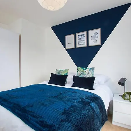 Apartamento Gem - Sleeps 6 *