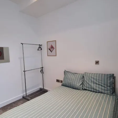 Apartamento Spacious, Bright And Airy Centre Flat. Unique Converted Mill. *