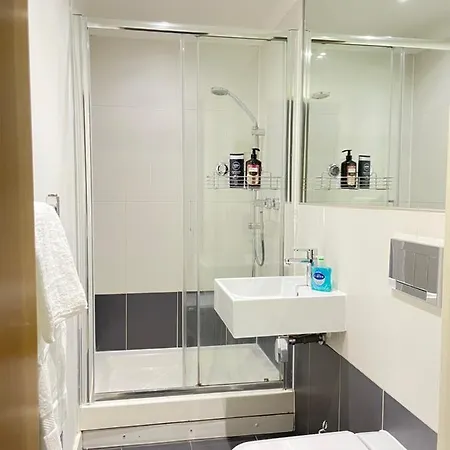 Wharf Premier - Free Private Parking *