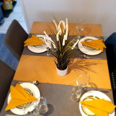 Cheerful 3 Bedroom House With Spacious Garden Σπίτι διακοπών Μάντσεστερ