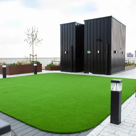 Castlefield Luxury Roof Garden * Manchester