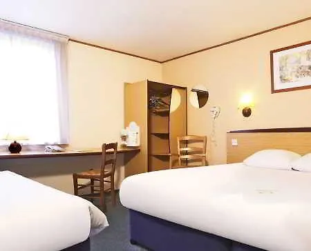Hotel Campanile Manchester 2*