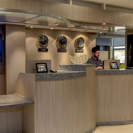 Cresta Court 3* Олтрингем