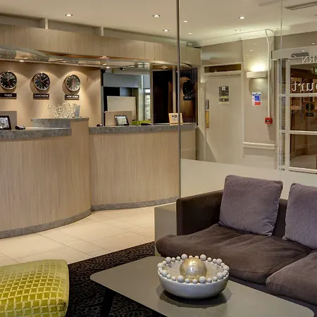 Cresta Court 3* Олтрингем