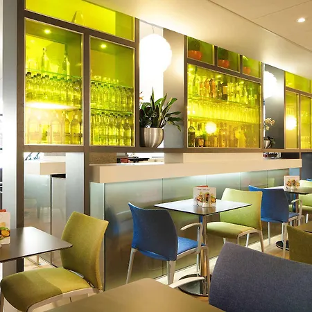 Hotel Ibis Centre Princess Street 3*