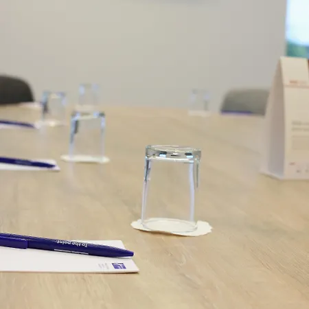 Hotel Express - Manchester - Traffordcity By Ihg