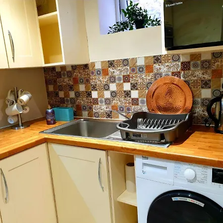 公寓 Elegant 2 Bed In *