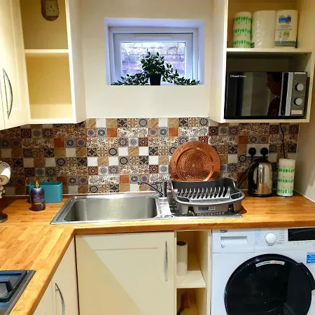 Elegant 2 Bed In 公寓 *
