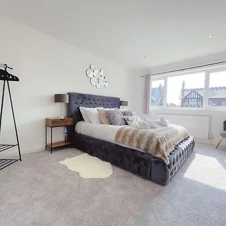 Feriehus Luxury 7 Bedroom House In Didsbury, Manchester