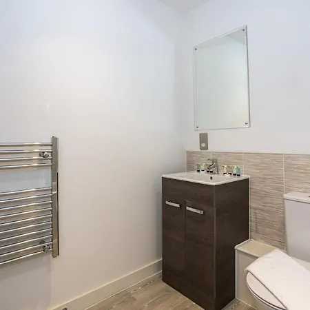 Fantastic 2 Bedroom Duplex In Manchester