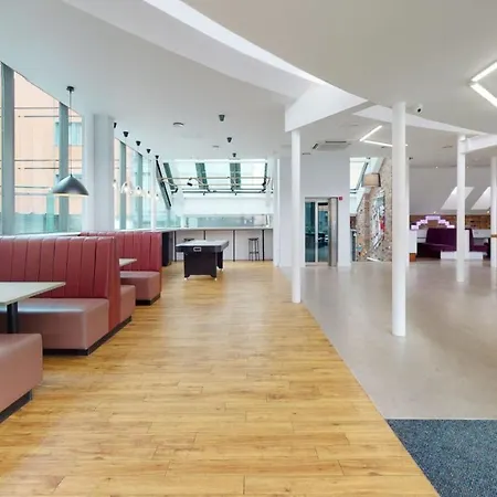 Wilmslow Park Apartament *