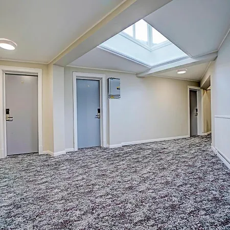 Hotel Weaste Hotel, West Manchester 3*