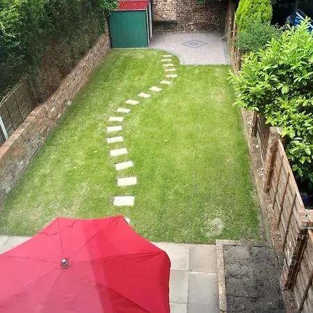 Casa vacanze Old Trafford Centre Events 4 Bedrooms 6 Sleeps 3 - 8