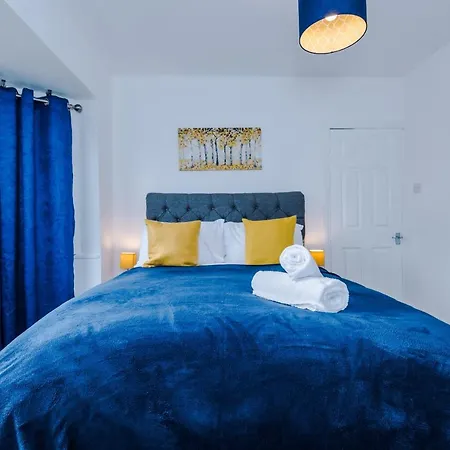 Half Mile To Etihad Stadium & Coop Arena, Free Parking, 6 Ppl *