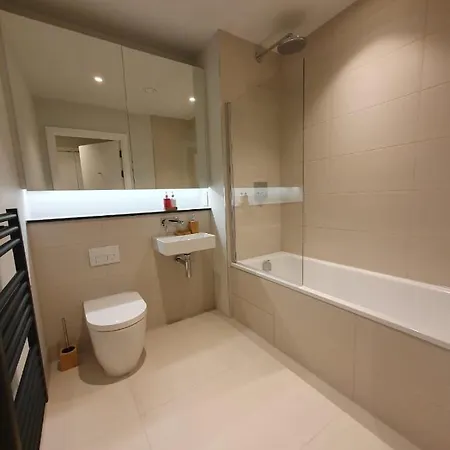 Lovely 2bedroom Apartamento *