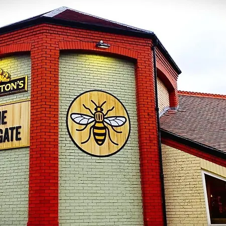 アパート Fantastic One Bedroom Near Old Trafford Stadium マンチェスター