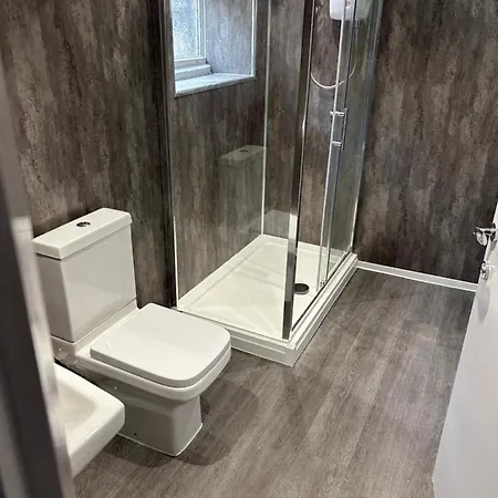 Airport Hideaway דירה מנצ'סטר