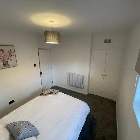 Modern Cosy 1 Bed Near Centre~double Bed~parking Манчестер