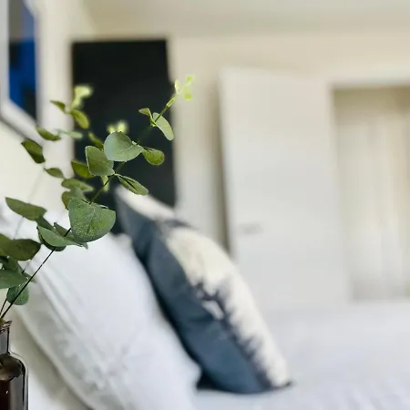 Fabulous One Bedroom Near Old Trafford Stadium Lägenhet