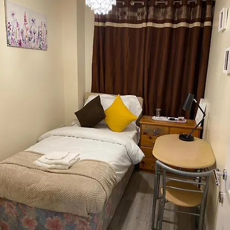 Pensión Rehoboth Mánchester