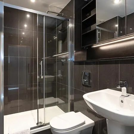 Pillo Serviced - Arena * Manchester