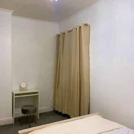 Σπίτι διακοπών Manchester Holiday Home Μάντσεστερ