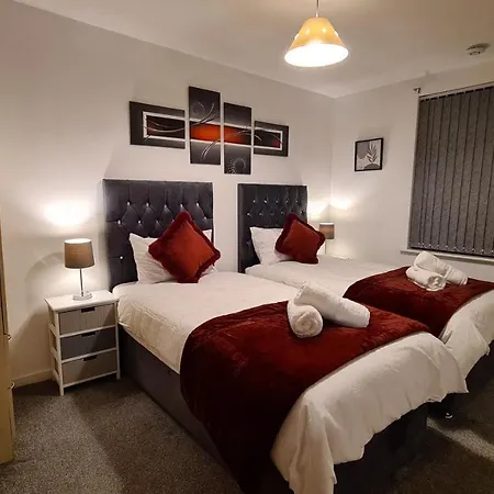 Апартаменты Luxury 2 Bed With Free Wi-fi & Parking Манчестер