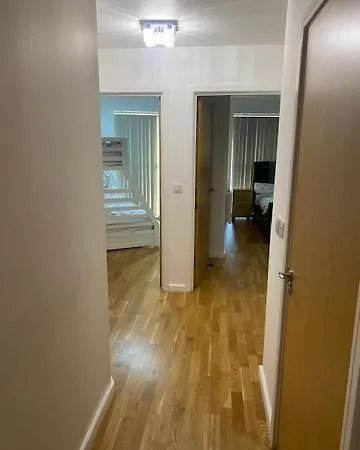 Eaglet 2 Bedroom Luxury Near Etihad Staduim מנצ'סטר