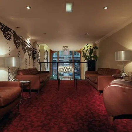 Hotel The Townhouse 4*