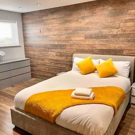 アパート Deeluxe Apartment - Luxury 2 Bedroom Apartment