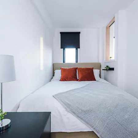 Sky Gardens - Modern Duplex Apartamento Mánchester
