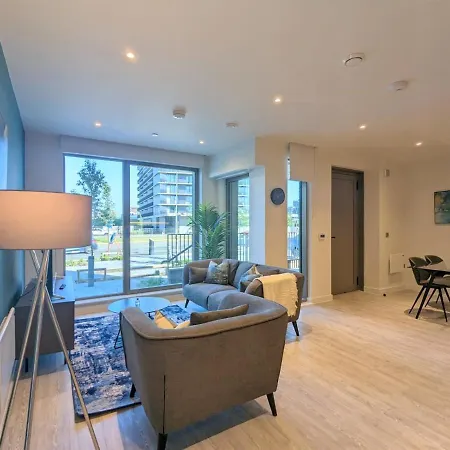 Διαμέρισμα Charles Hope *