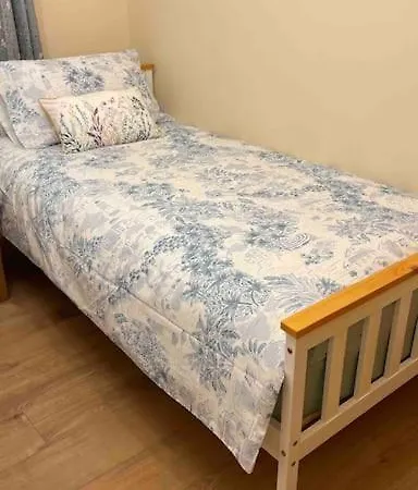 2 Bedroom Flat In Ardwick * Manchester