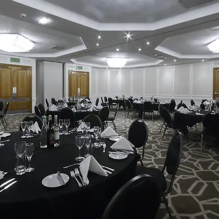 Hotel Copthorne Salford Quays 4*