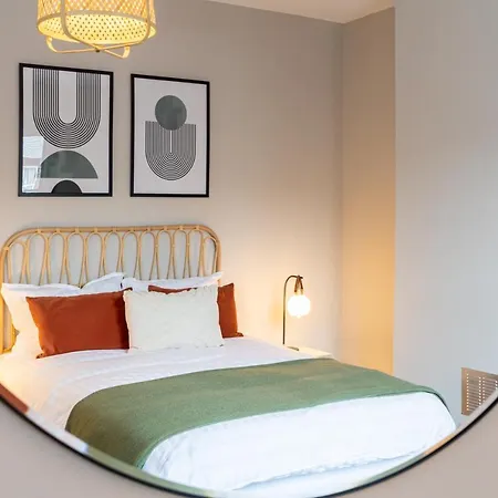 Stunning Scandi Abode In Parking * Manchester