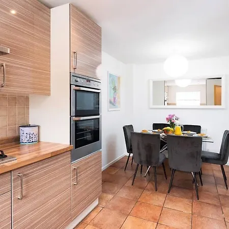 Prázdninový dům 6 Beds 3 Bathroom House Close To Mcr City Centre *