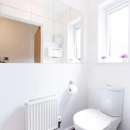 6 Beds 3 Bathroom House Close To Mcr City Centre * Manchester