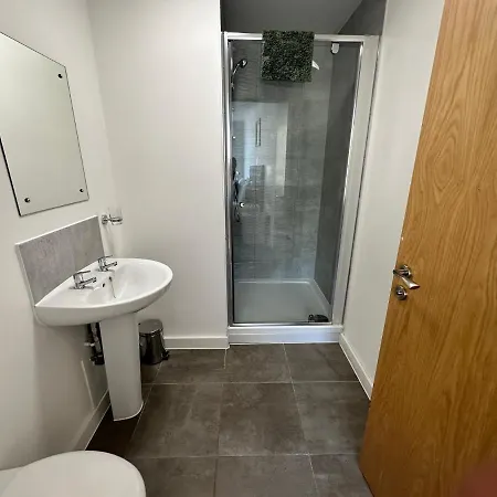 Apartment 2 Bed With Balcony, Centre Manchester