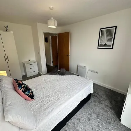 Apartment Super Mcr 1 Bed + Balcony *