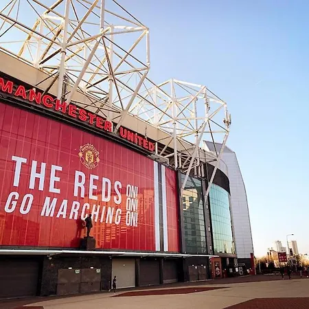 Centre Apartment, Skyline View Apartment