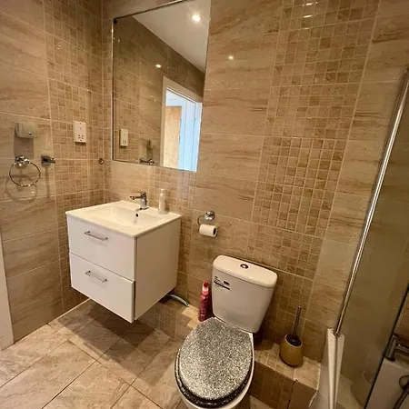 Two Bedroom With Kitchen Facility