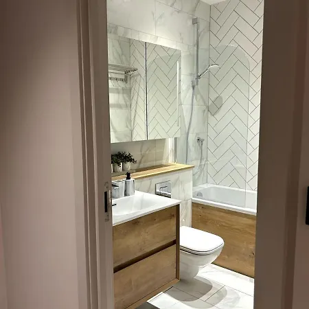 Bella Ruiz City Centre