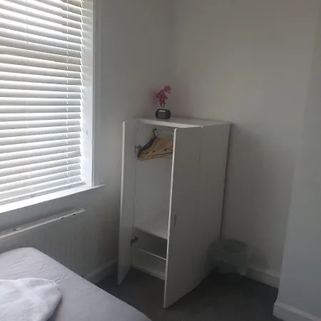 Elsham Gardens - Shared Facilities * Manchester