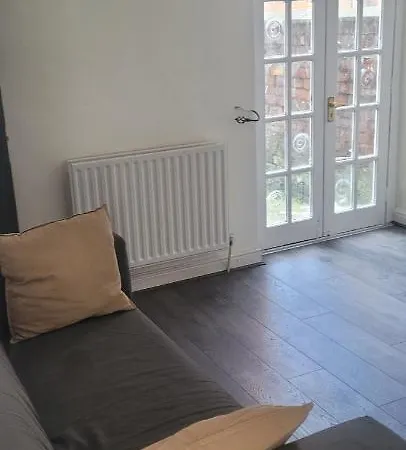 18 Decent Homes * Manchester