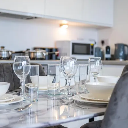 Apartman 2 Bed - 5 Mins From Old Trafford Manchester